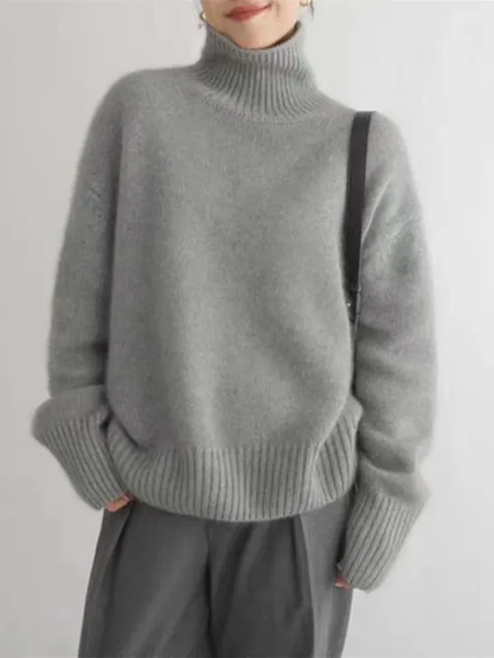 Michelle - Refined Turtleneck Sweater