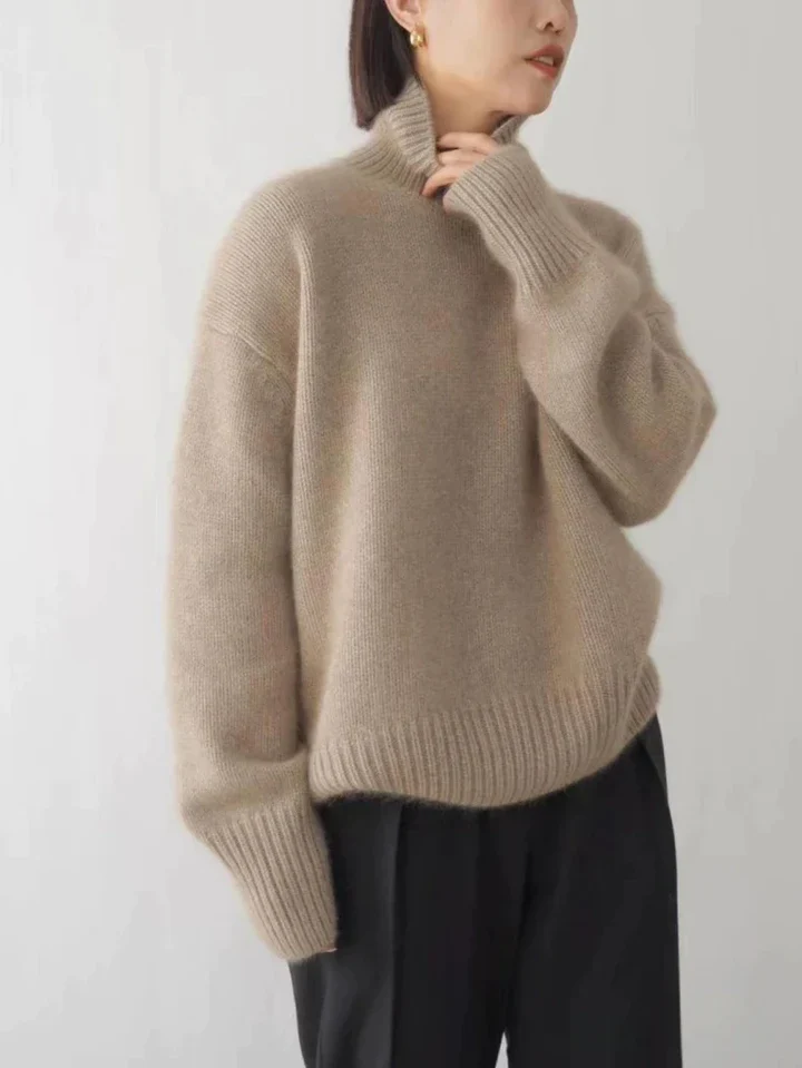 Michelle - Refined Turtleneck Sweater