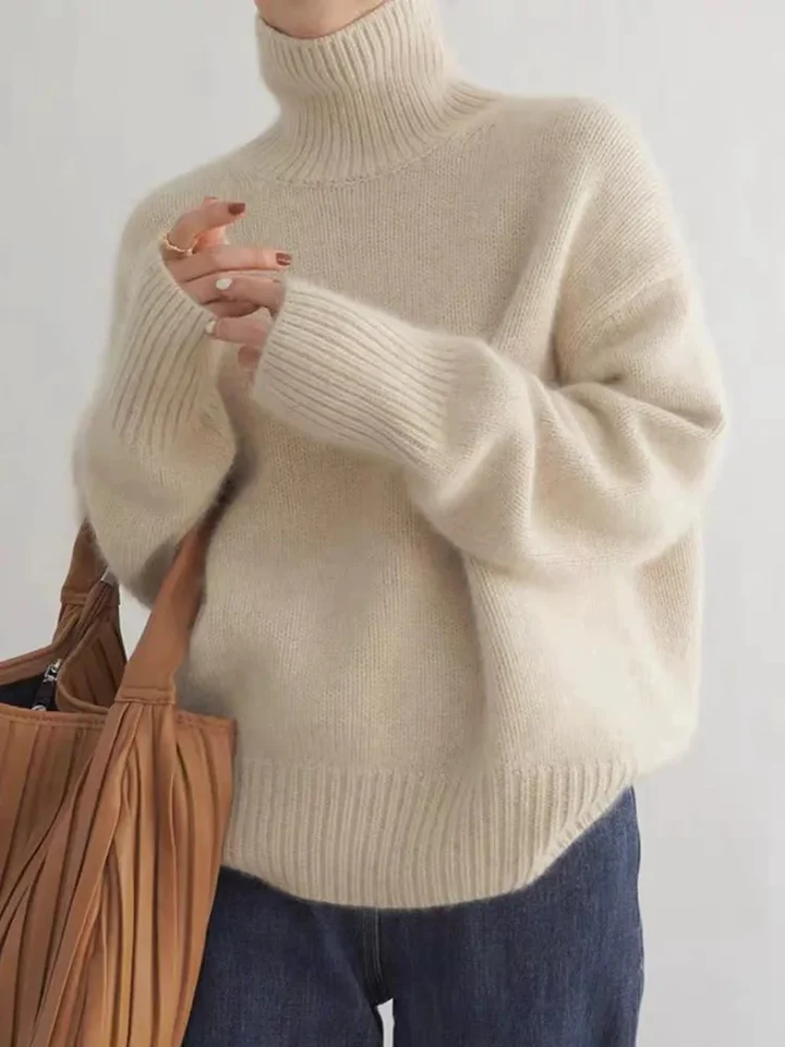 Michelle - Refined Turtleneck Sweater